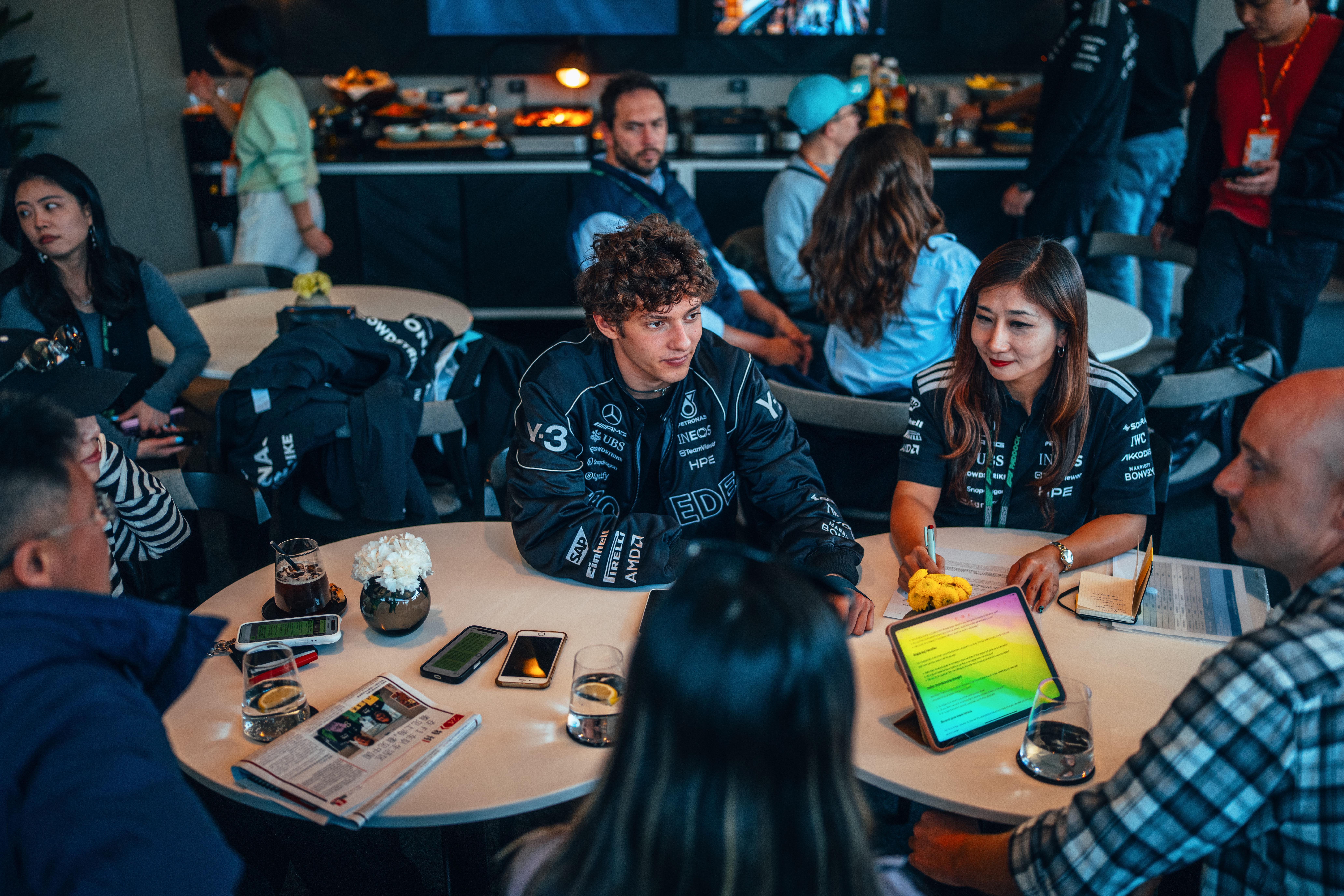 九游体育在线直播、九游体育足球直播、nba直播、电竞直播平台、九游体育赛事视频、体育直播平台-专访F1分站冠军基米·安东内利：19岁银箭新核，以速度承启奔驰140年性能征途